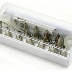 Brand new 🔔 Norpro Metal And Plastic 18 Piece Decorating Icing Set ⭐