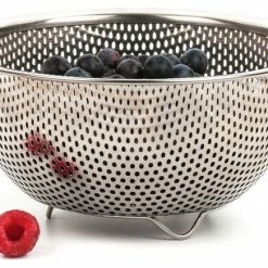 Flash Sale 🌟 RSVP Endurance Precision Pierced Stainless Steel Berry Colander 🎁